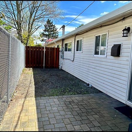 Amazing Entire House + Parking Apartment Portland Exterior foto