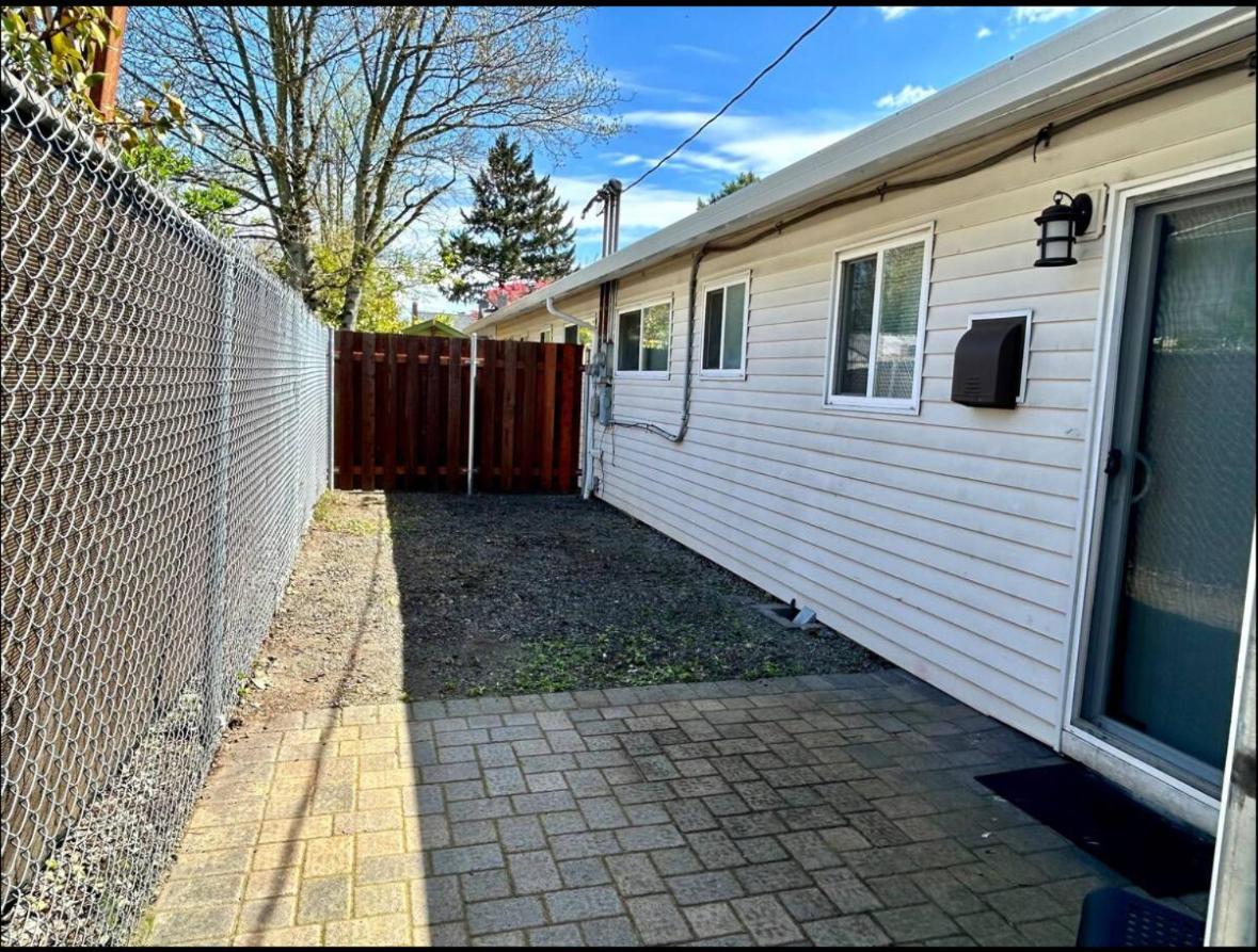 Amazing Entire House + Parking Apartment Portland Exterior foto